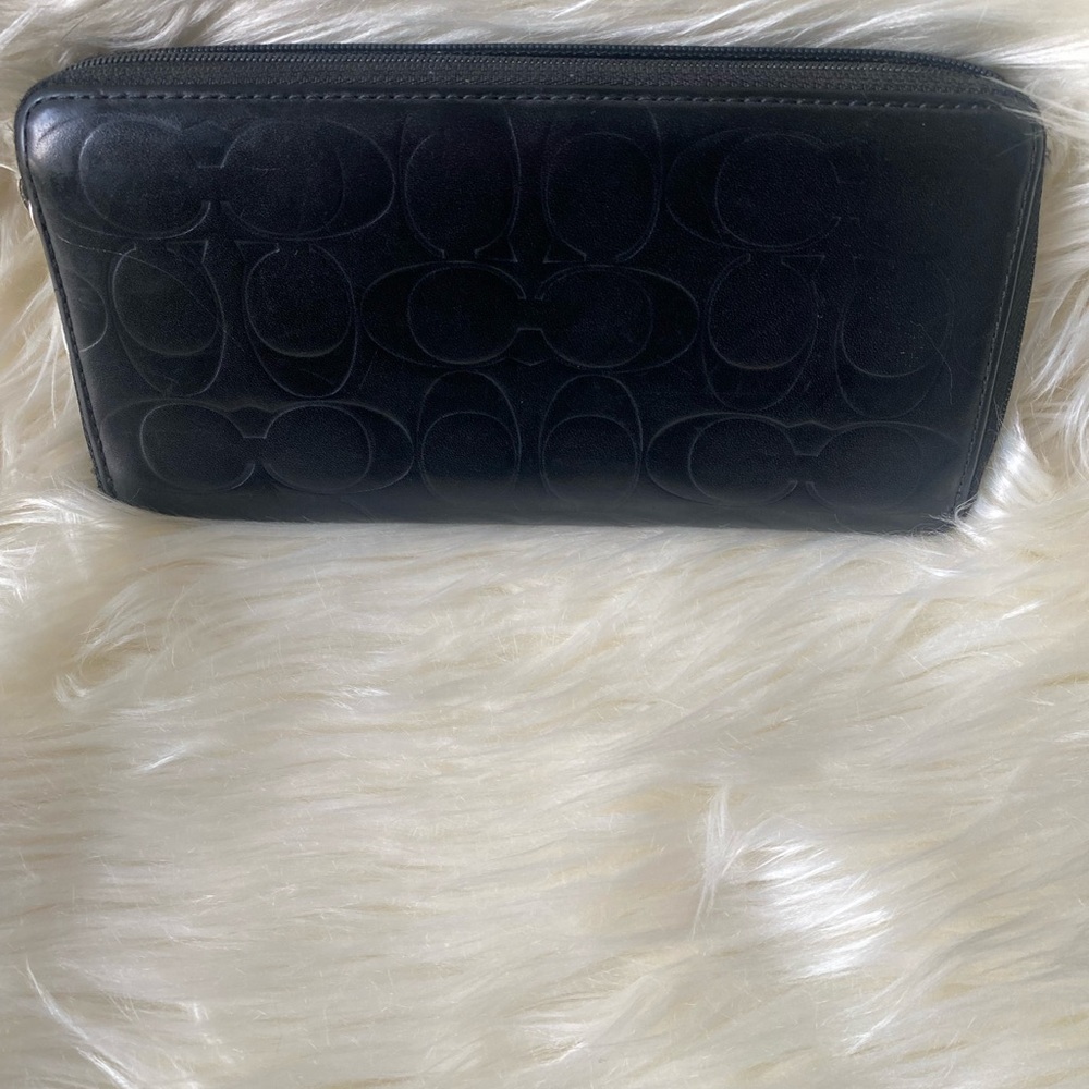 Coach Signature Black Wallet - Picture 6 of 6